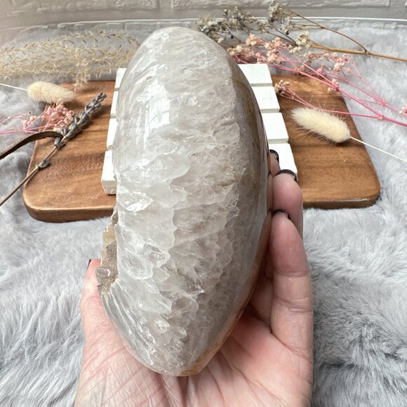 Gorgeous Large Agate Druzy Heart - Picture 3 of 7